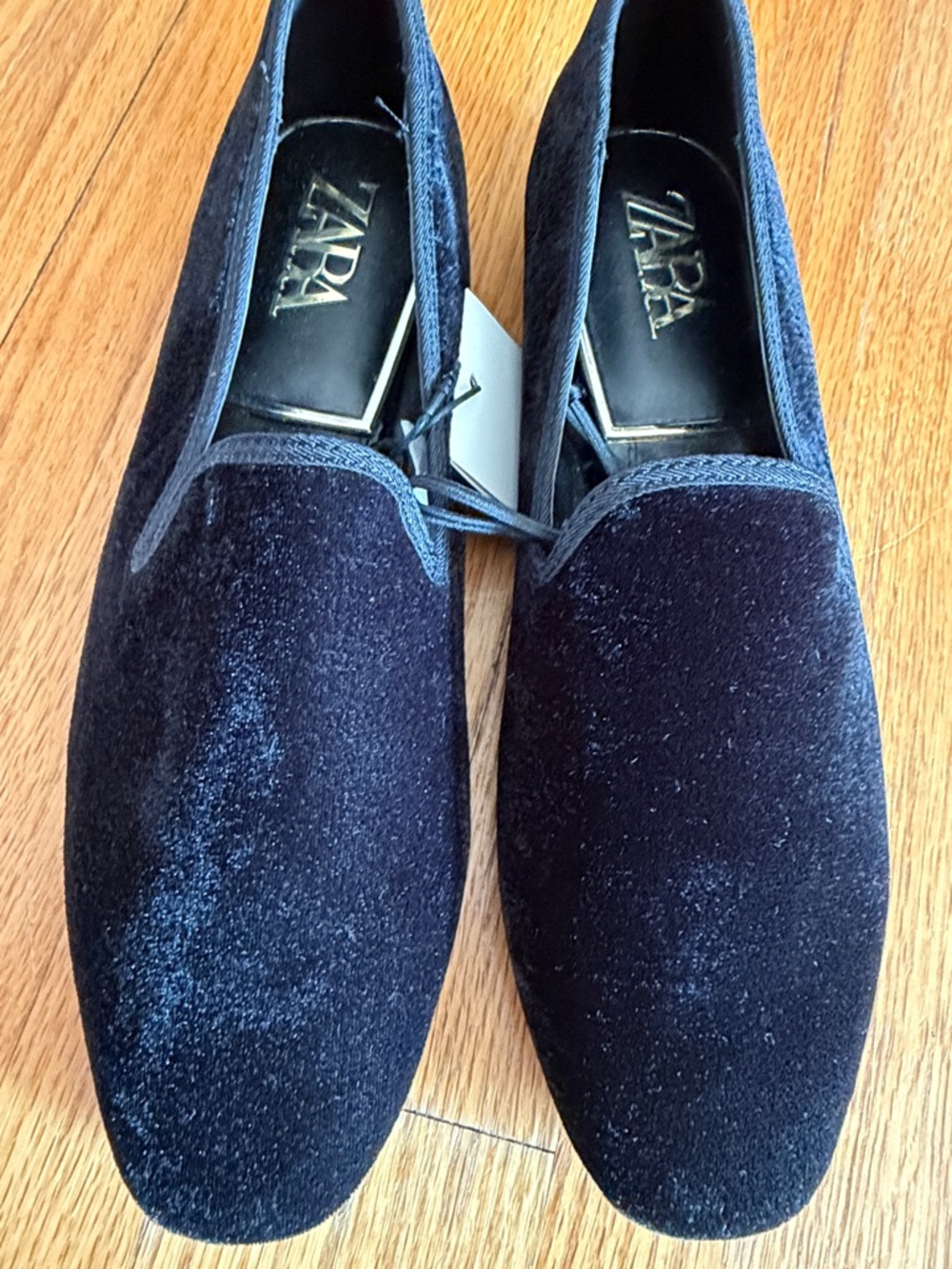 Zara Low-Heeled Velvet Loafer Shoes - Picture 6 of 12